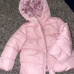 🎀SOLD ON MERC FOR $11 and shipping🎀  girl puff